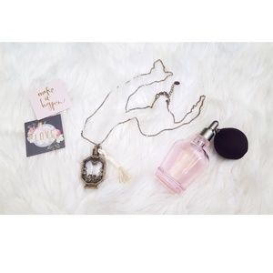Vintage Style Faux Perfume & Tassel Necklace